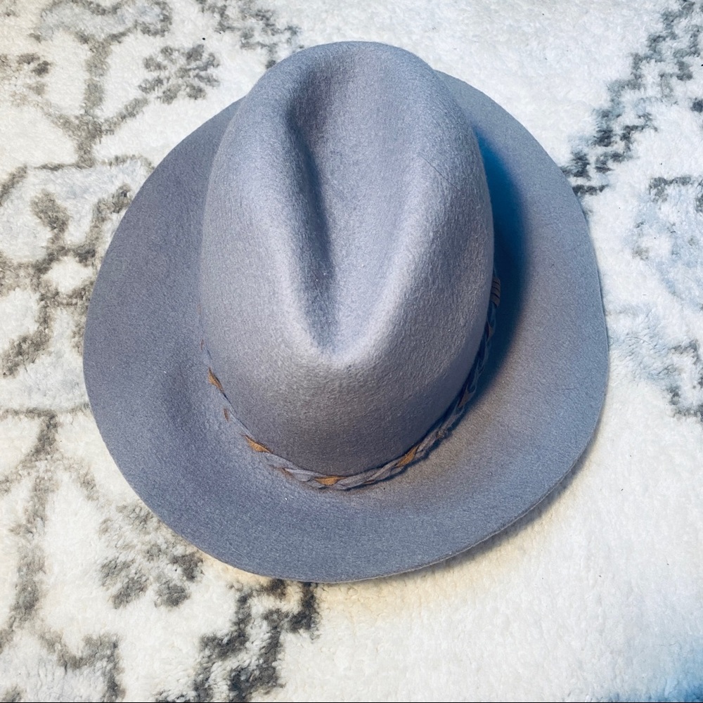 Apt 9 Hat